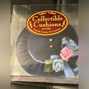 Vtg~Dritz~Collectible Cushions~Navy
Hat w/Baby Blue Piping-Floral~1998~New